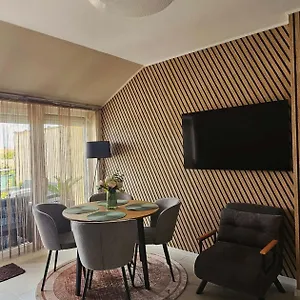 Hetvezer Penthouse Apartament